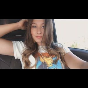 Meet your Posher, Sidney